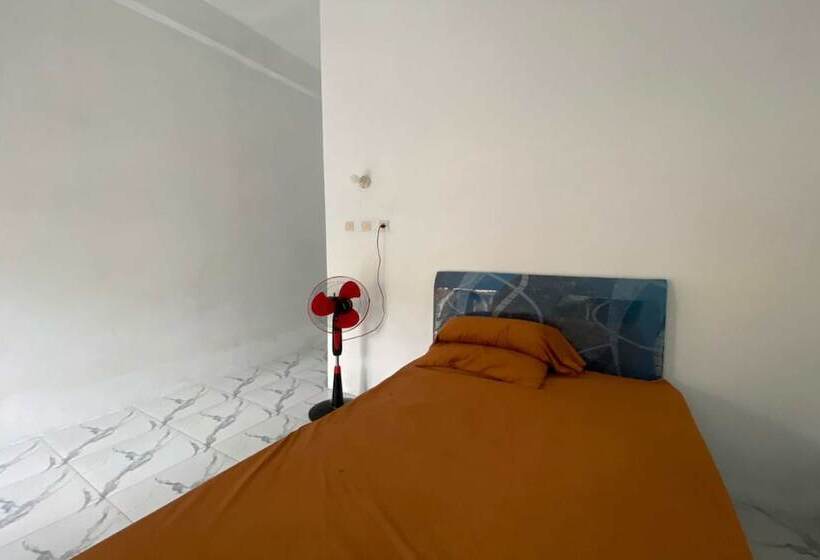 בית מלון כפרי Oyo 93440 Warde