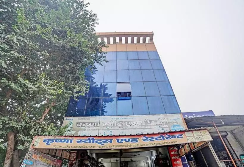 Hotelli Oyo Krishna Restaurant Near Line Paar
