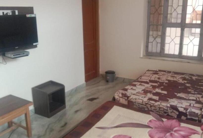 酒店 Pushkar Mountain Resort