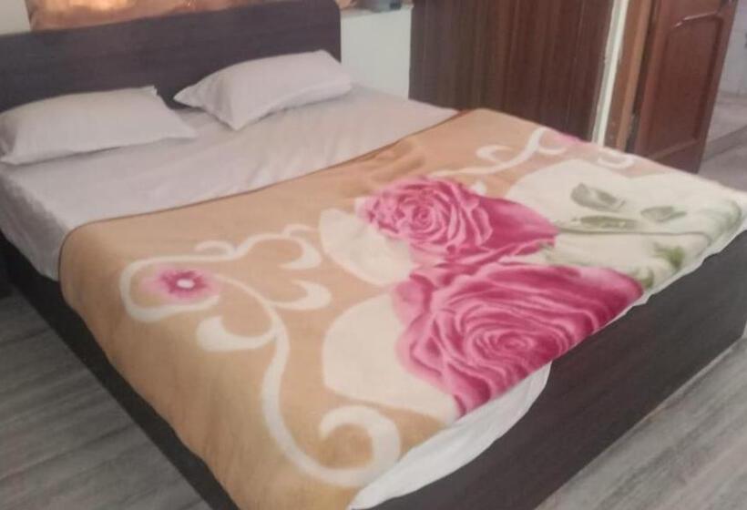 ホテル Pushkar Mountain Resort