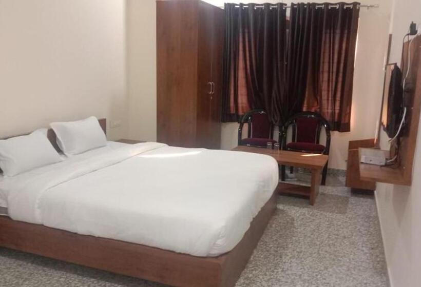 ホテル Pushkar Mountain Resort