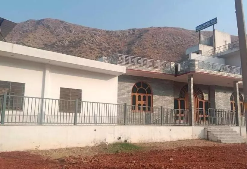 Hotel Pushkar Mountain Resort