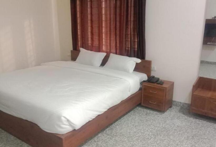 ホテル Pushkar Mountain Resort