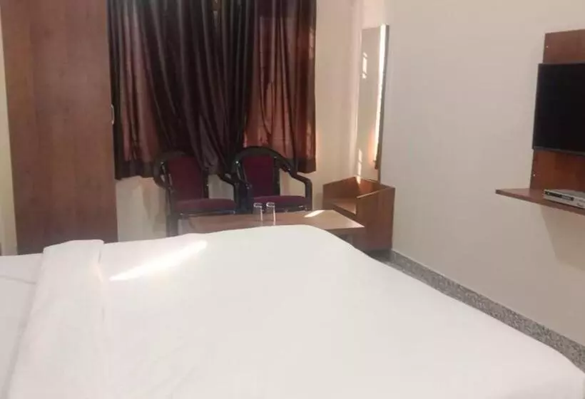 Hotel Pushkar Mountain Resort