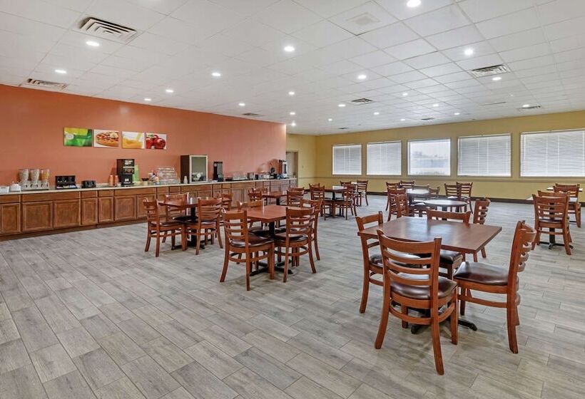 ホテル Suburban Studios Gainesville