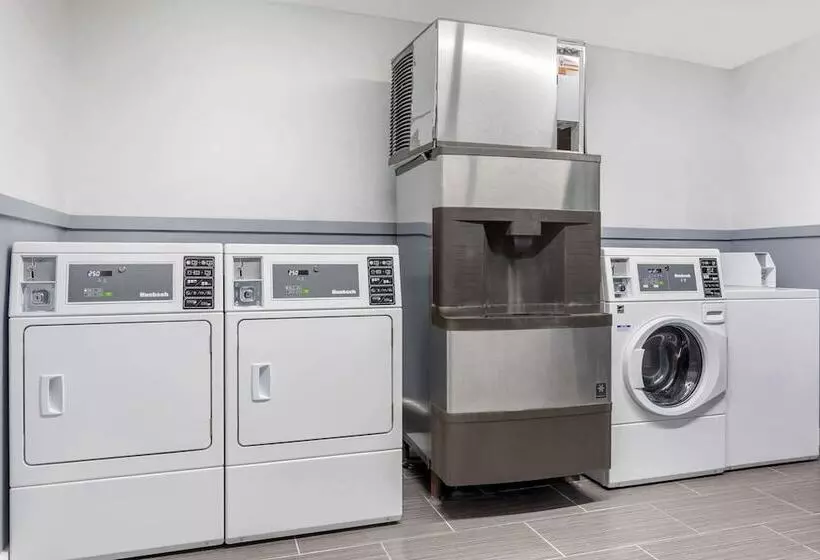 Hotelli Suburban Studios Gainesville