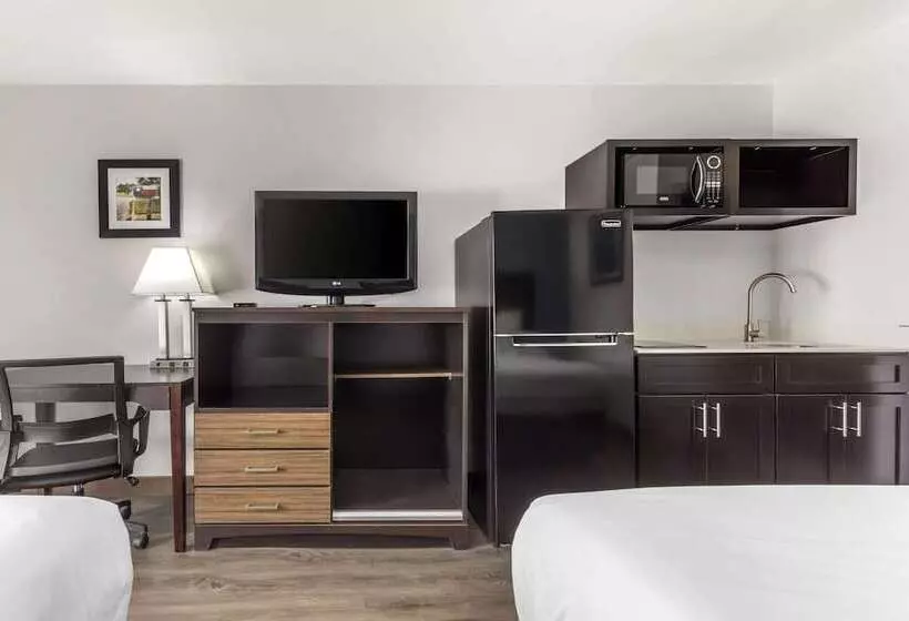 Hotelli Suburban Studios Gainesville