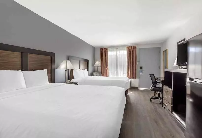 Hotelli Suburban Studios Gainesville