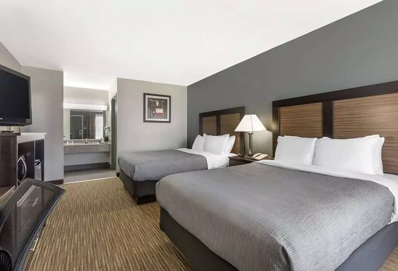 Hotelli Suburban Studios Gainesville