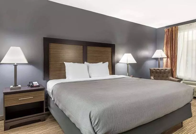 Hotelli Suburban Studios Gainesville