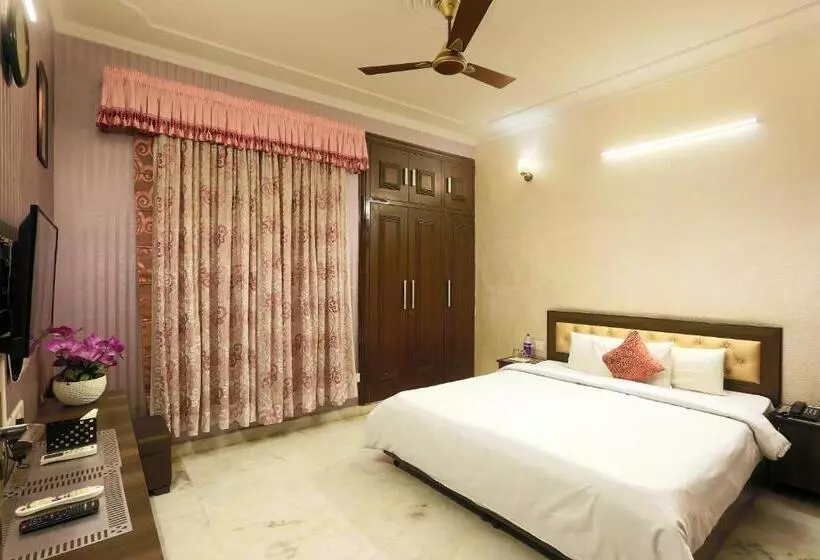 Hotelli The Sunrise View   Corporate Stay