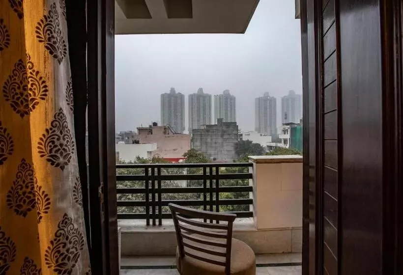 Hotelli The Sunrise View   Corporate Stay