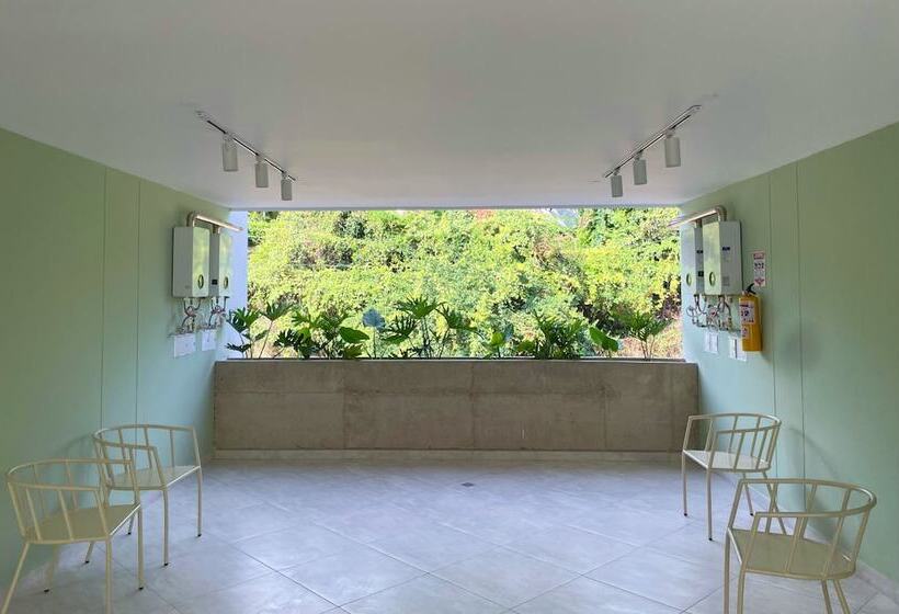 هتل Trip Monkey Del Río