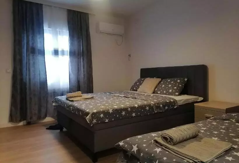 پانسیون Apartman Ena