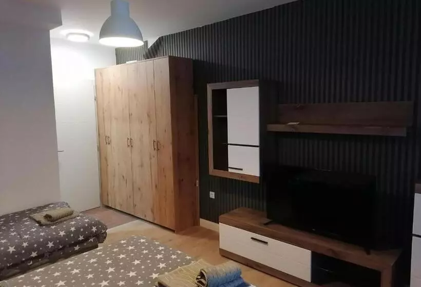 پانسیون Apartman Ena