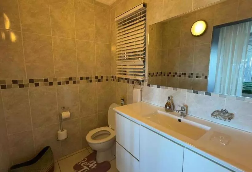 Peri Peri Divers B&b Morrungulo