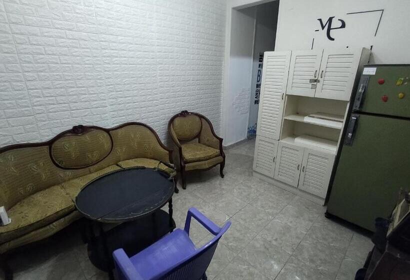 Victoria Hostel For Men Only