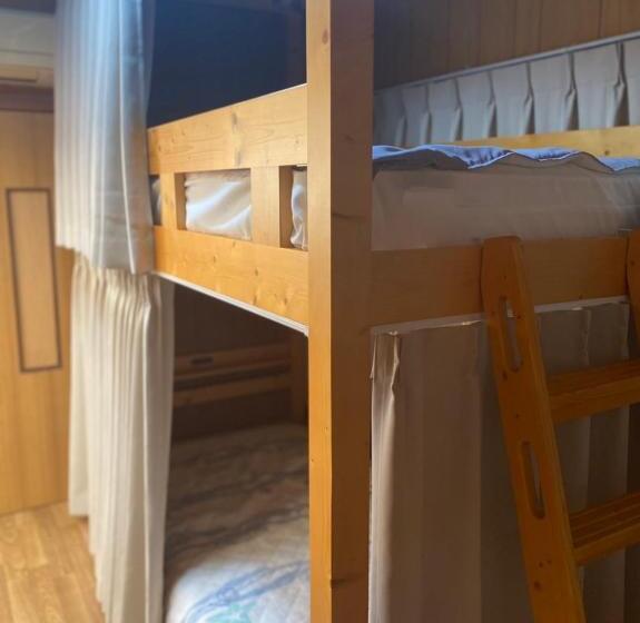 ゲストハウス アルベルゲ Guesthouse Albergue Sakura