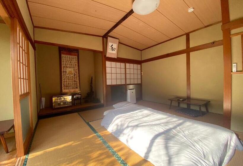 ゲストハウス アルベルゲ Guesthouse Albergue Sakura