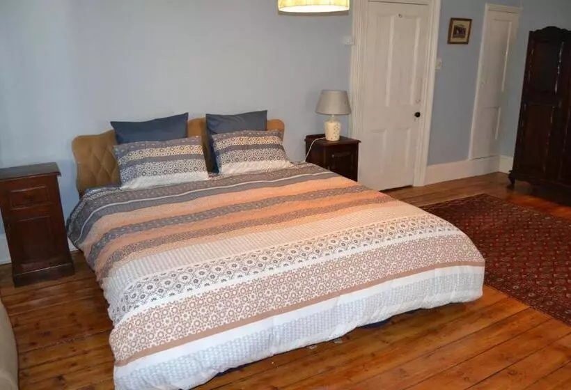 تختخواب و صبحانه Leicester Guest House