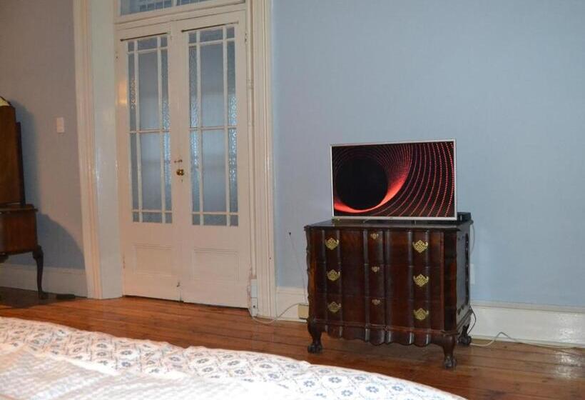 민박 Leicester Guest House