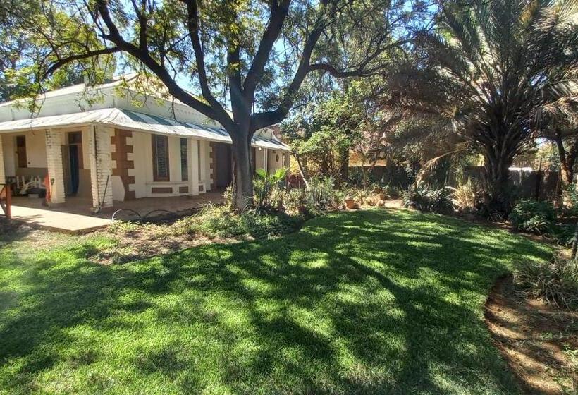 ベッドアンドブレックファースト Leicester Guest House