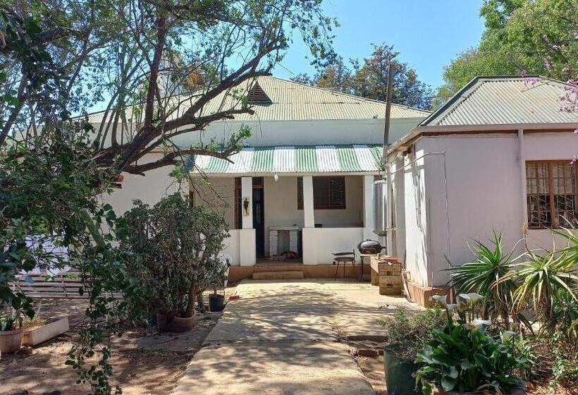 민박 Leicester Guest House