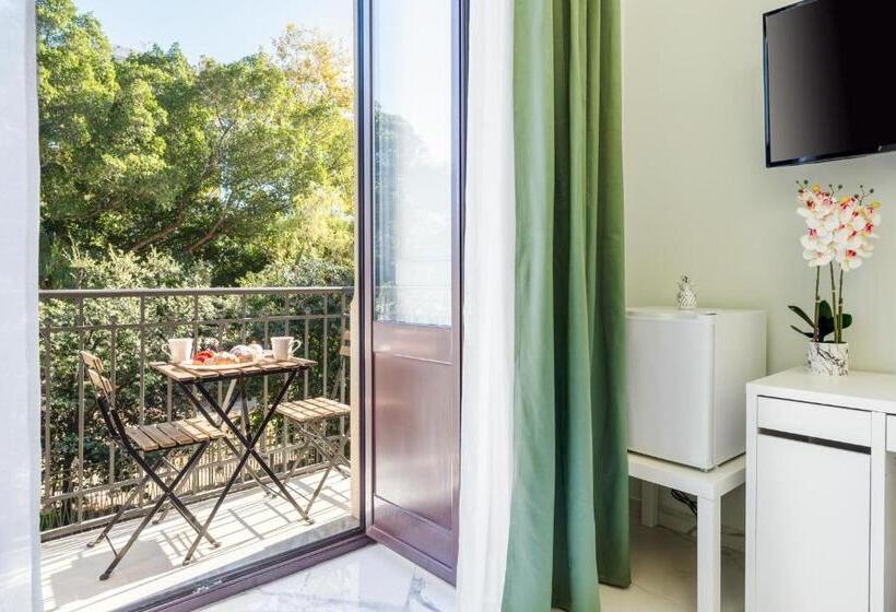 تختخواب و صبحانه Palazzobellini