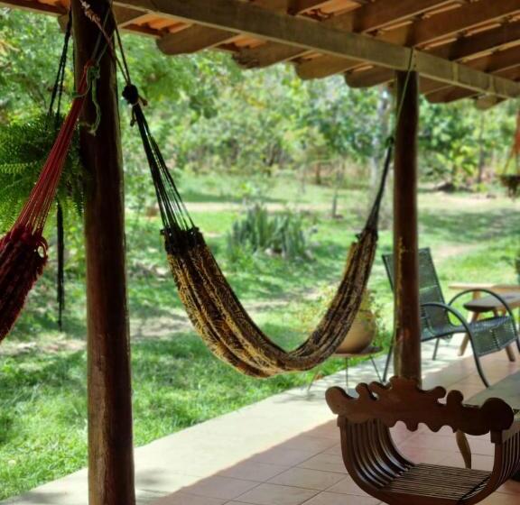 مبيت وإفطار Refúgio Na Chapada Dos Veadeiros Com Cachoeira
