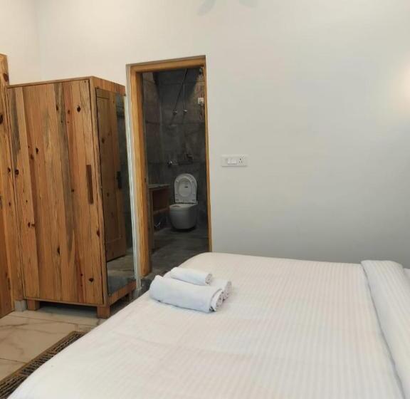 Bed and Breakfast Shepherds Of Dharamshala