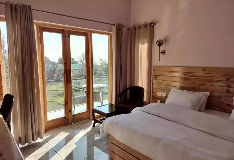 ベッドアンドブレックファースト Shepherds Of Dharamshala