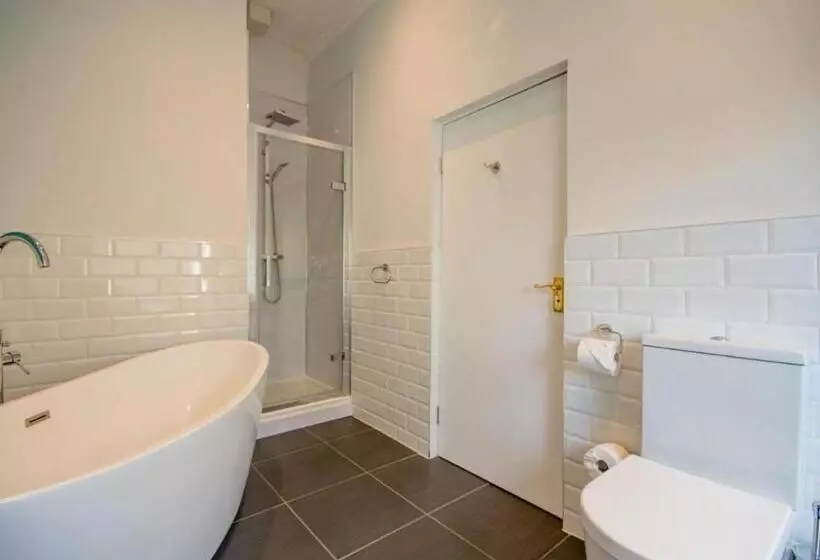 ホテル Armstrong Manor