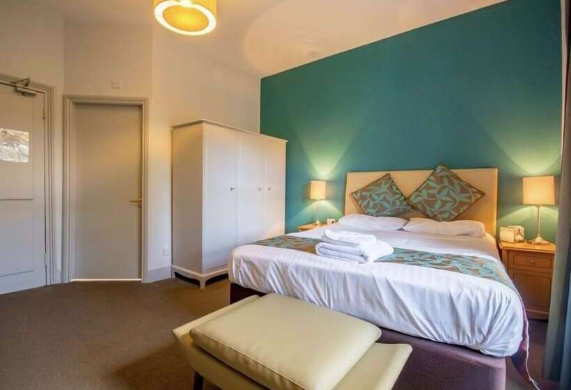 בית מלון כפרי Armstrong Manor