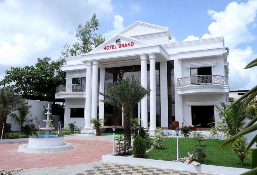 Szálloda Grand