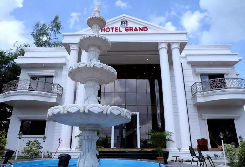 Hôtel Grand