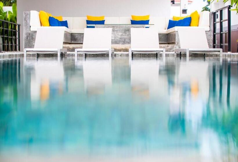 Hotel Mango Hill Residence