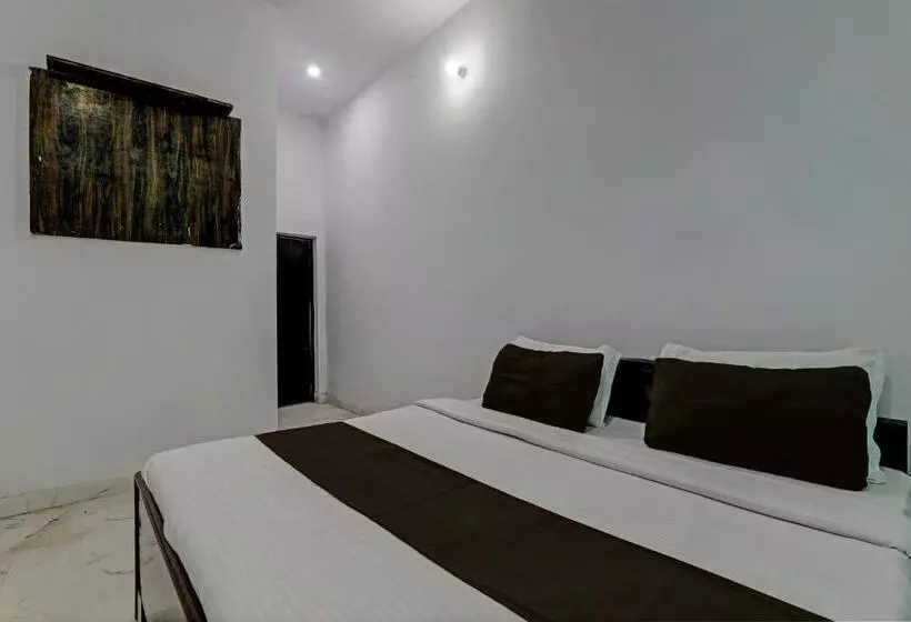 ホテル Oyo Flagship Prayag Bhagirathi