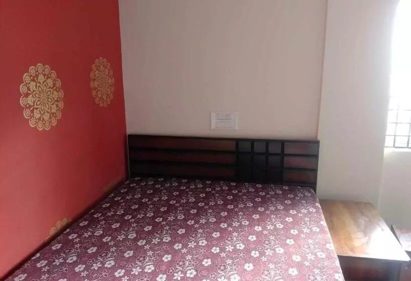 Hotelli Oyo Thirumala Comfort & Lodging
