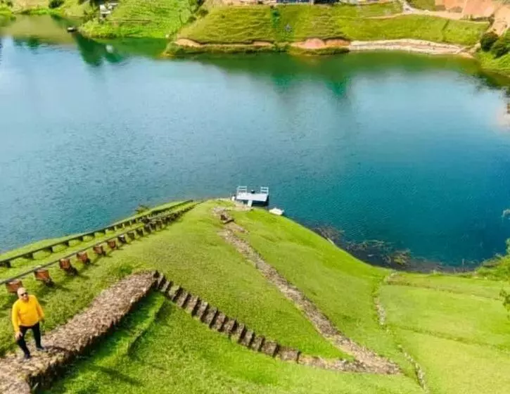 ホテル Paraiso Lago