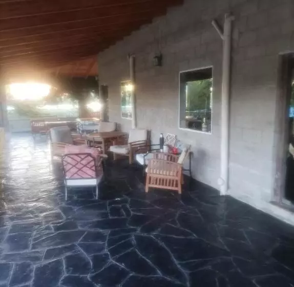 ホテル Posada El Antiguo Refugio