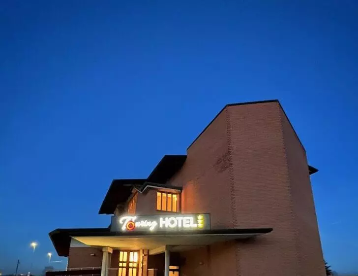 Hotelli Touring