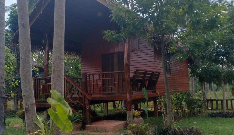 Kohjum Freeda Resort