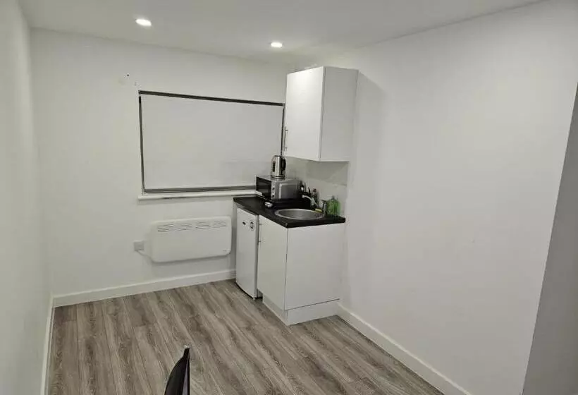 ペンション A Home In A Room
