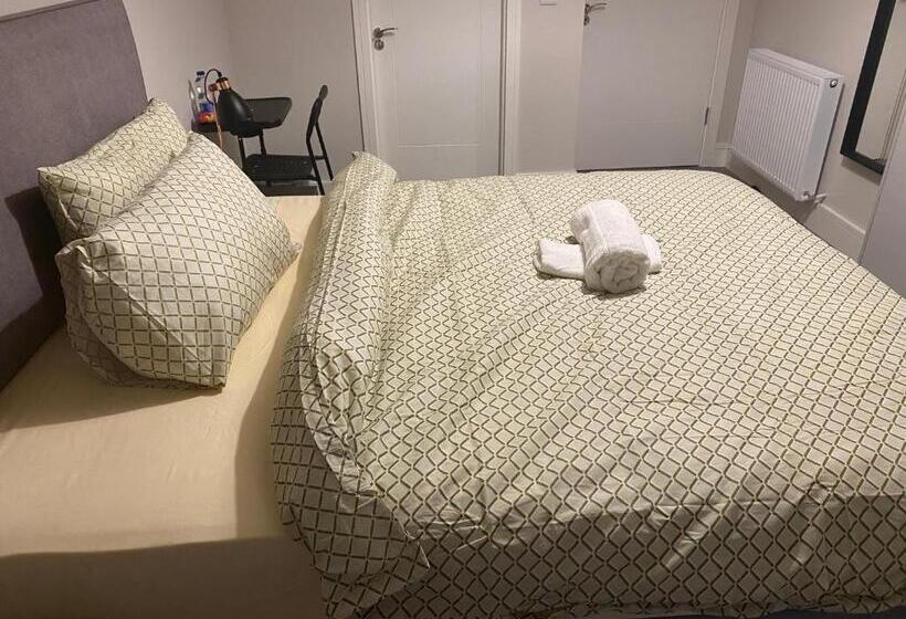 Majatalo A Private Room,a Private Bathroom