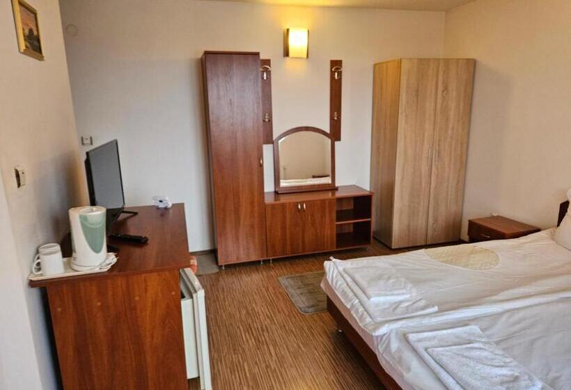 פנסיון Cтаи за гости бърдареви