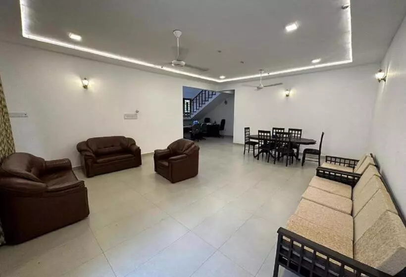 Majatalo Kaduwela Layathraa