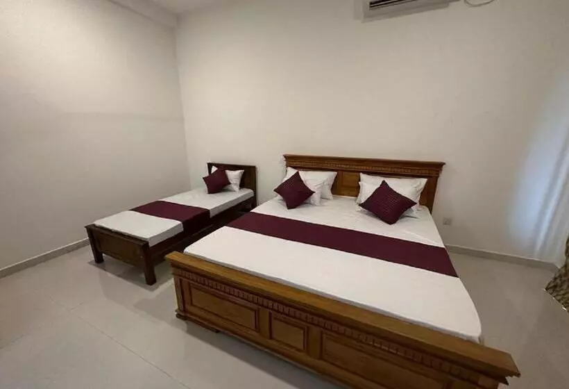 Majatalo Kaduwela Layathraa