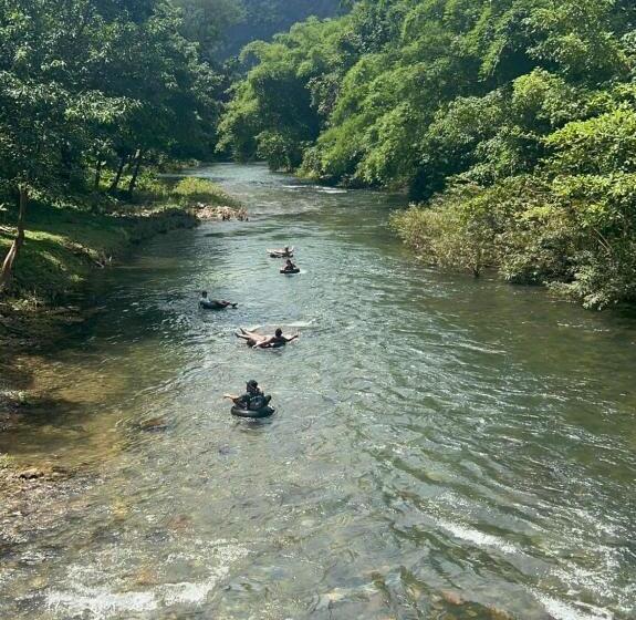 Курорт Amornkeeree Khao Sok Camping