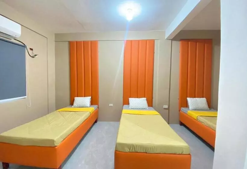 Xyc Hostel