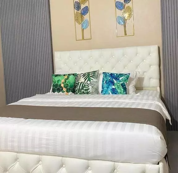 Xyc Hostel